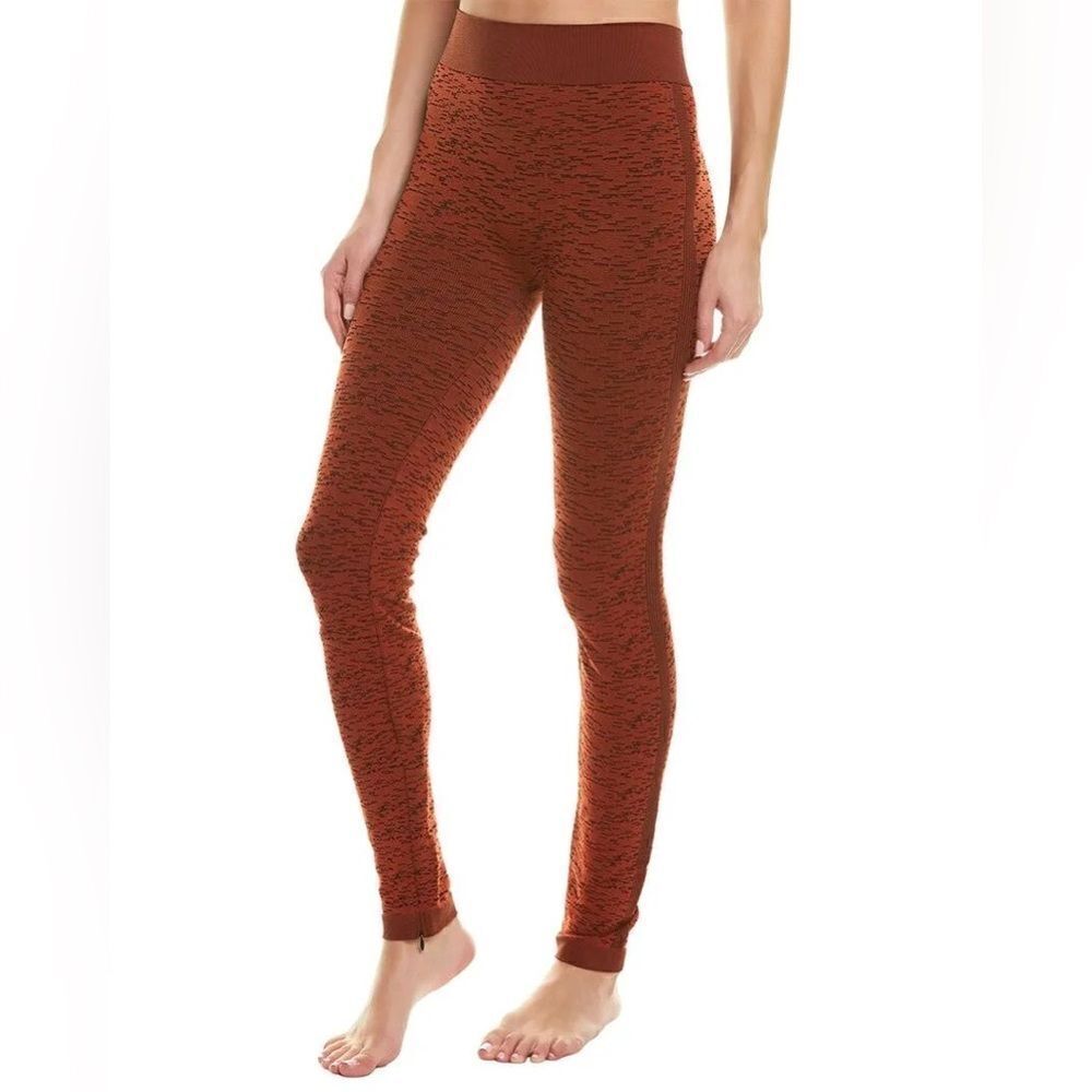 Wolford 14758 Arrow Leggings Poison Red Rust Black Knit Stretch Leggings M